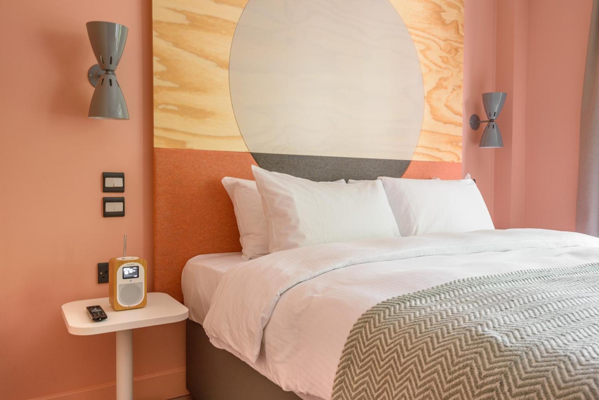 Room2 Southampton Hometel Екстериор снимка